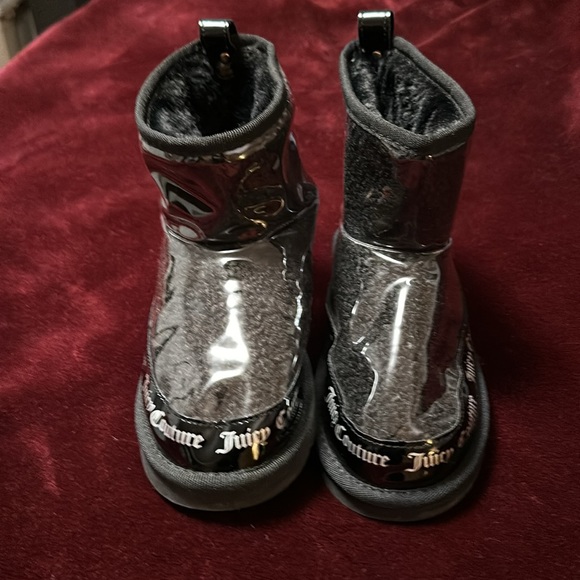 Boots - Picture 2 of 3